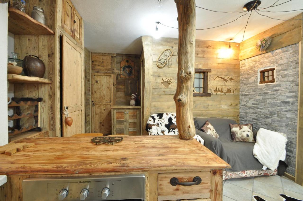 Magnifica Tavernetta Di La Thuile Bagian luar foto